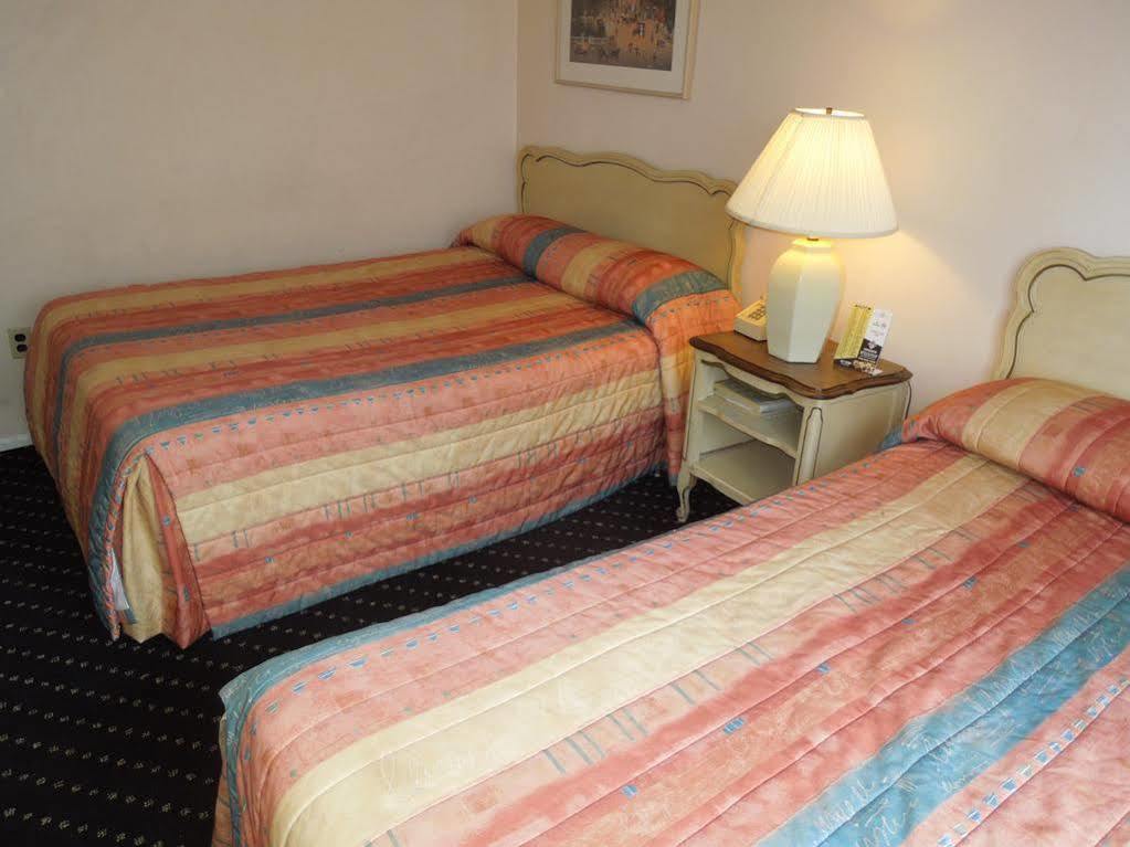 Clarem Happy Days Hotel Wildwood Exterior photo
